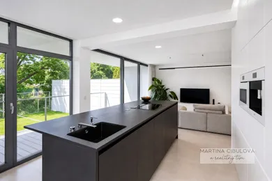 Na predaj 4-izbový dom, 143 m², Banská Bystrica, Profesora Sáru