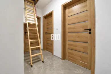 Na predaj 3-izbový byt, 100 m², Bytča