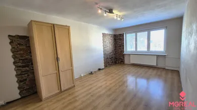 Na predaj 3-izbový byt, 110 m², Topoľčany, Agátová