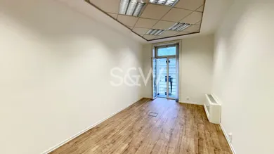 Na prenájom komerčné, 220 m², Bratislava-Staré Mesto, Gorkého