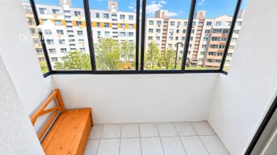 Na prenájom 3-izbový byt, 49 m², Bratislava-Karlova Ves