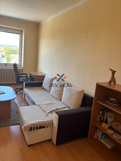 Na prenájom 2-izbový byt, 57 m², Prešov, Levočská