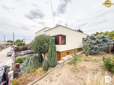 Na predaj 4-izbový dom, 240 m², Veľké Zálužie, Sliváše
