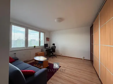 Byty na predaj 1-izbový, Bratislava-Petržalka · €175 000