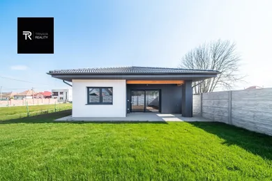 Na predaj dom, 115 m², Šurianky