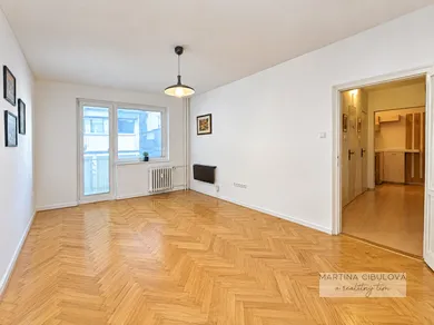 Eladó lakások, 2-szobás, Banská Bystrica · €169 000