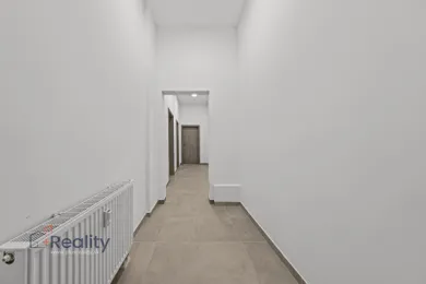 Na predaj objekt, 30 m², Iža