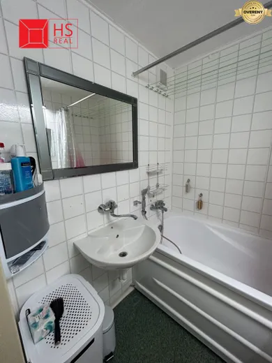 Na predaj 3-izbový byt, 73 m², Nové Zámky