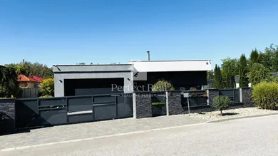 Na predaj dom, 138 m², Dunajský Klátov