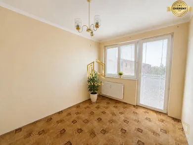 Na predaj 3-izbový byt, 64 m², Senica, Kalinčiakova