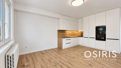 Квартири на продаж, 5-кімнатні, Bratislava-Karlova Ves · €319 900