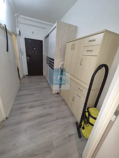 Na prenájom 1-izbový byt, 43 m², Bratislava-Ružinov, Mesačná