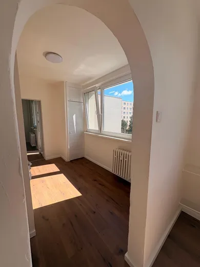 Apartments for sale, 4-room in Bratislava-Dúbravka · €259,000
