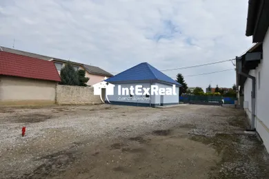 Na prenájom komerčné, 70 m², Šaľa, Dlhoveská