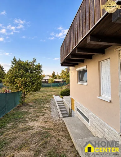 Na predaj pozemok, 255 m², Komárno
