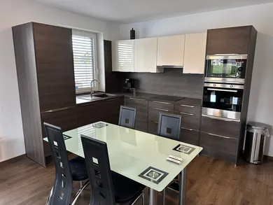 Na predaj 2-izbový byt, 64 m², Stupava, Dlhá