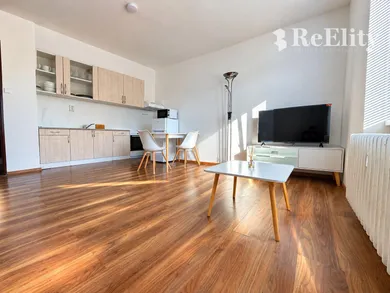 Na prenájom 1-izbový byt, 31 m², Martin, -