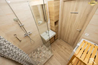 Na predaj 3-izbový byt, 66 m², Bratislava-Petržalka, Znievska