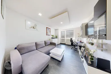 Eladó lakások, 2-szobás, Kežmarok · €133 000