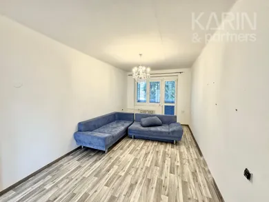 Na prenájom 2-izbový byt, 65 m², Holíč, M. Nešpora