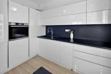Na predaj 3-izbový byt, 81 m², Malinovo, Tri vody