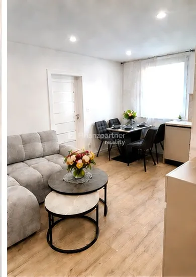 Na predaj 3-izbový byt, 52 m², Bratislava-Petržalka, Alžbety Gwerkovej