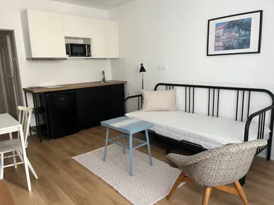 Byty na prenájom 1-izbový, Bratislava-Ružinov · €550