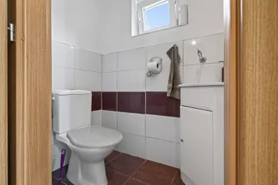 Na predaj 4-izbový dom, 527 m², Trnava