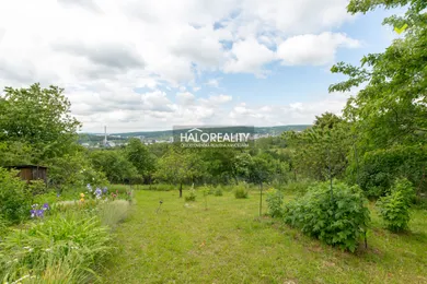 Land for sale in Bratislava-Lamač · €243,840