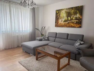 Na prenájom 3-izbový byt, 73 m², Svidník, Duklianska