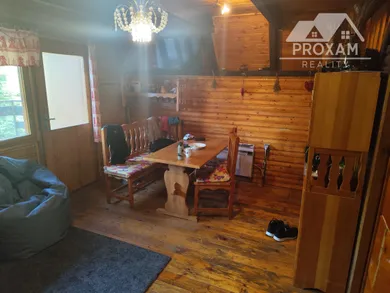 Na predaj 4-izbový rekreačný dom, 120 m², Látky