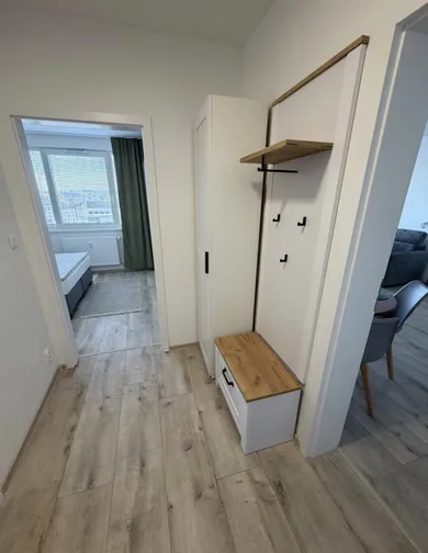 Na prenájom 2-izbový byt, 49 m², Košice-Juh, Jantárová
