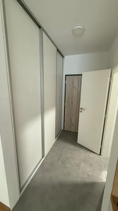 Na prenájom 1-izbový byt, 30 m², Biely Kostol