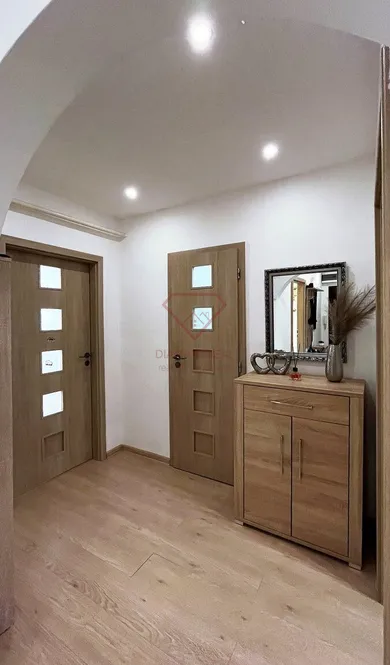 Na predaj 3-izbový byt, 76 m², Dolná Streda