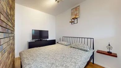 Na prenájom 2-izbový byt, 35 m², Rovinka, Hlavná