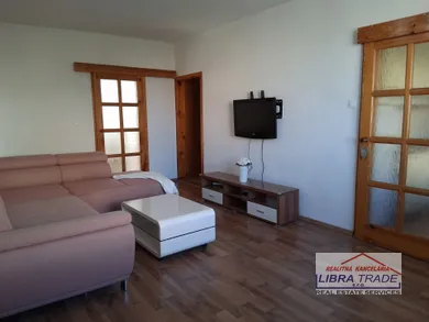 Na prenájom 3-izbový byt, 75 m², Šurany, MDŽ