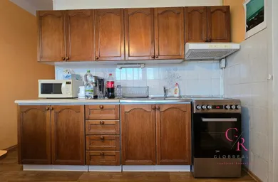 Na predaj 3-izbový byt, 72 m², Želiezovce, Mierová