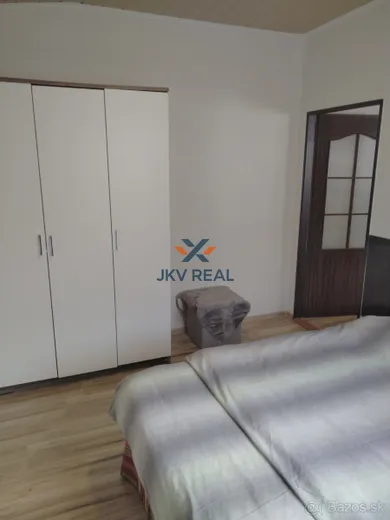 Na prenájom 2-izbový byt, 50 m², Poprad, Partizanska