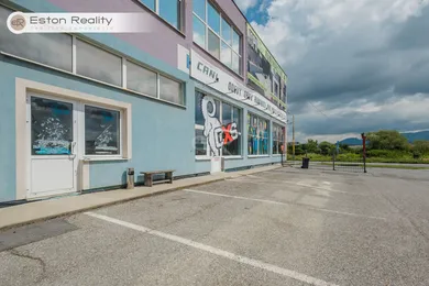Lokale komercyjne na wynajem, Prešov · €3200