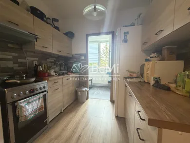Na predaj 3-izbový byt, Slavošovce