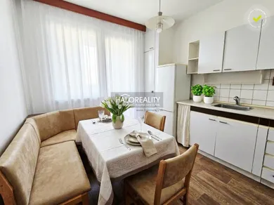 Mieszkania na sprzedaż, 3-pokojowe, Bratislava-Devínska Nová Ves · €220 000