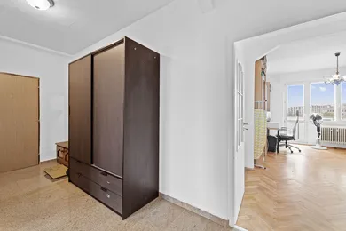 Na predaj 3-izbový byt, 63 m², Bratislava-Nové Mesto