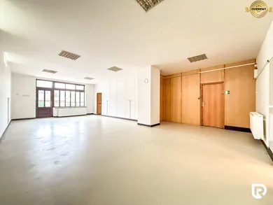 Na prenájom komerčné, 171 m², Trenčín, Kubranská