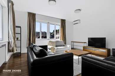 Na predaj 3-izbový byt, 117 m², Bratislava-Staré Mesto, Strakova