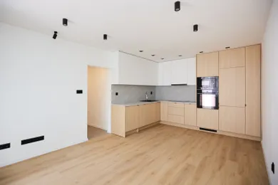 Na predaj 2-izbový byt, 56 m², Košice-Staré Mesto, Tatranská