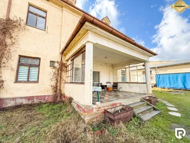 Na predaj 8-izbový dom, 530 m², Bobot