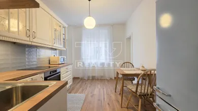 Na prenájom 4-izbový byt, 102 m², Pezinok