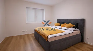 Квартири на продаж, 4-кімнатні, Bratislava-Vrakuňa · €260 000