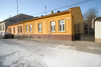 Domy na predaj 1-izbový, Košice-Staré Mesto · €711 000