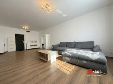 Byty na prenájom 3-izbový, Bratislava-Ružinov · €1 250